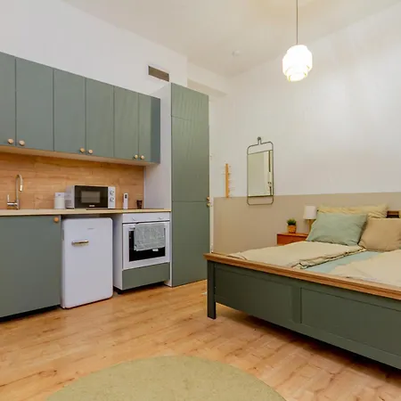 Rothapartments'garden 아파트